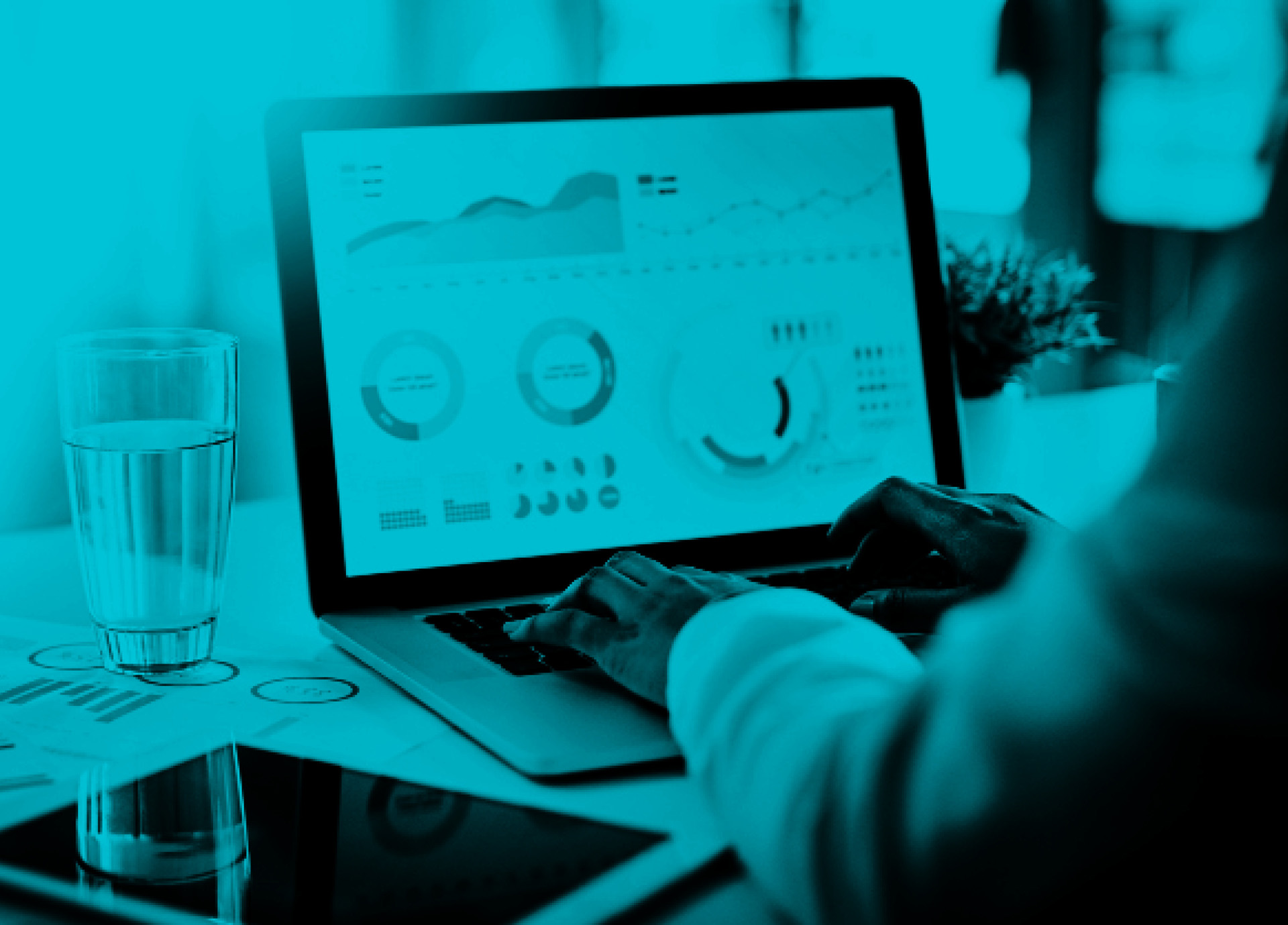 q.beyond Data Solutions